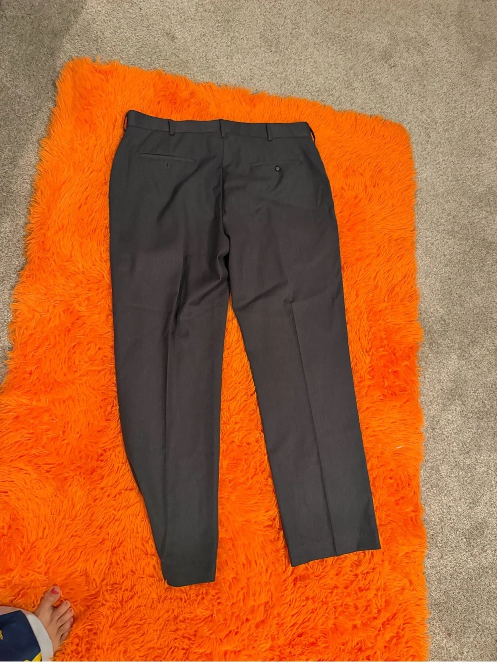 Perry Ellis Men's Dress Pants in Charcoal 36/30